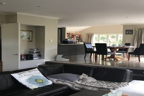 Photo of property in 54 English Oak Drive, Schnapper Rock, Auckland, 0632