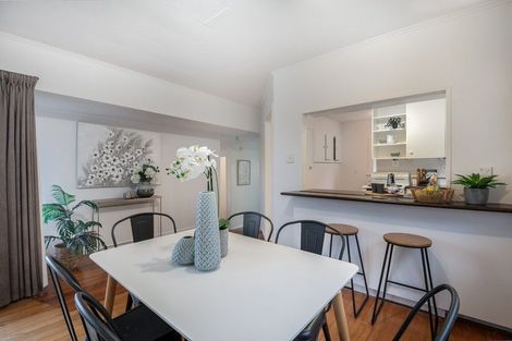 Photo of property in 119 Ruskin Road, Newlands, Wellington, 6037