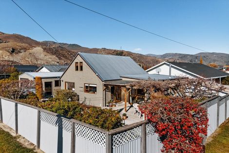 Photo of property in 18 Blyth Street, Cromwell, 9310