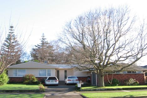 Photo of property in 33 Long Melford Road, Awapuni, Palmerston North, 4412
