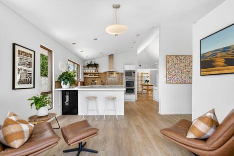 Photo of property in 35a Lucknow Road, Havelock North, 4130