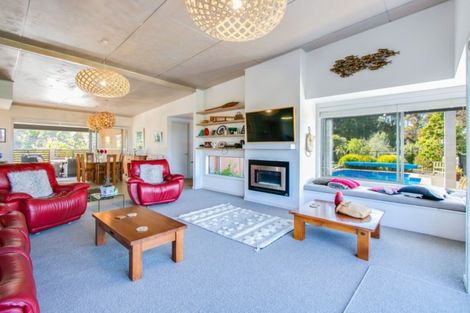 Photo of property in 21 Heipipi Drive, Eskdale, Napier, 4182