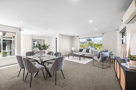 Photo of property in 30 Davaar Crescent, Broomfield, Christchurch, 8042
