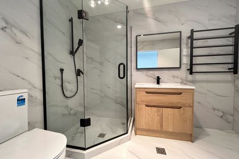 Photo of property in 8/26 Smythe Road, Henderson, Auckland, 0612