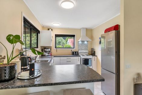 Photo of property in 49 Leinster Avenue, Raumati South, Paraparaumu, 5032