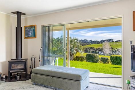 Photo of property in 192 Muriwai Valley Road, Muriwai, Waimauku, 0881
