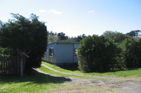 Photo of property in 86 Koputara Road, Himatangi Beach, Foxton, 4891
