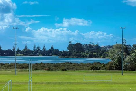 Photo of property in 197 Millwater Parkway, Silverdale, 0932