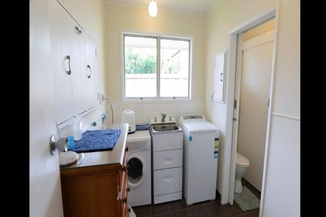 Photo of property in 328 Great South Road, Opaheke, Papakura, 2113