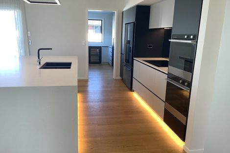 Photo of property in 10 Moemoea Place, Cambridge, 3434