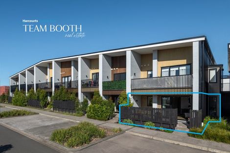 Photo of property in 8/1 Genevieve Lane, Hobsonville, Auckland, 0616