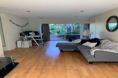 Photo of property in 27 Mahara Avenue, Birkenhead, Auckland, 0626