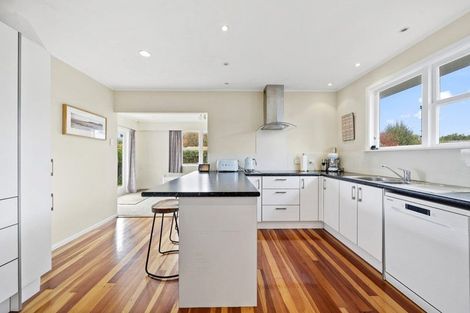 Photo of property in 26 Ruru Crescent, Heretaunga, Upper Hutt, 5018