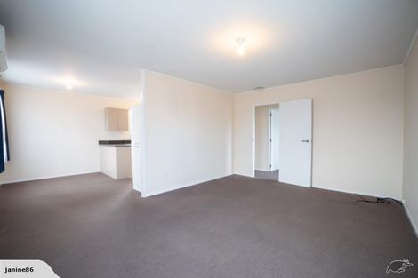 Photo of property in 8 Cedar Grove, Highbury, Palmerston North, 4412