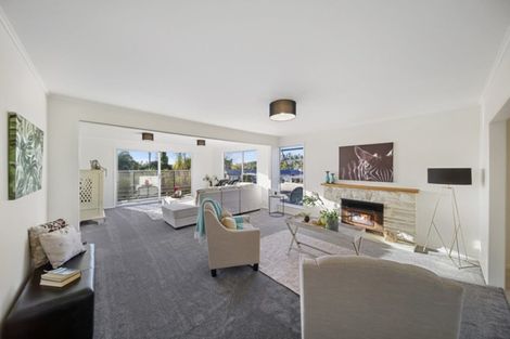 Photo of property in 31 Mack Place, Red Hill, Papakura, 2110