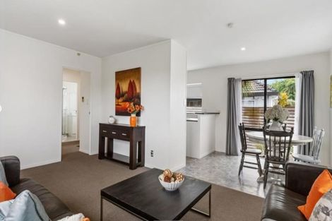 Photo of property in 5 Dulwich Place, Burswood, Auckland, 2013