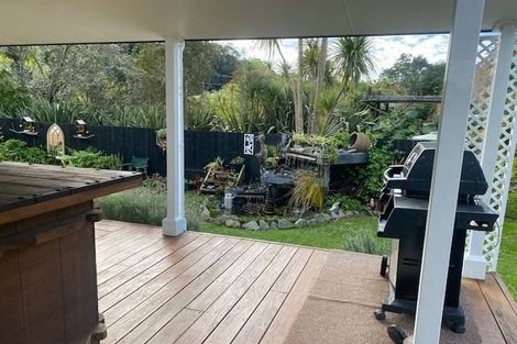 Photo of property in 40 Matauwhi Road, Russell, 0202