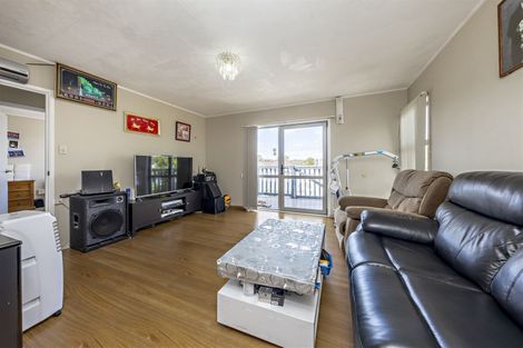 Photo of property in 1/7 Vetori Place, Clover Park, Auckland, 2023