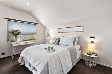 Photo of property in 27 Waverton Terrace, Churton Park, Wellington, 6037