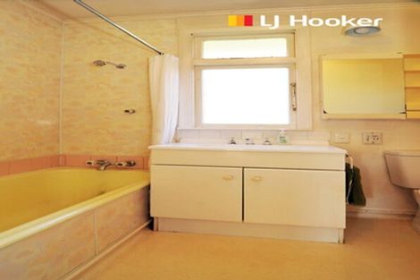 Photo of property in 14 Watson Street, Green Island, Dunedin, 9018