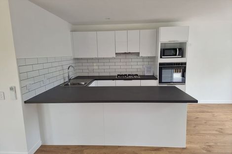 Photo of property in 25 Parakai Avenue, Parakai, 0830