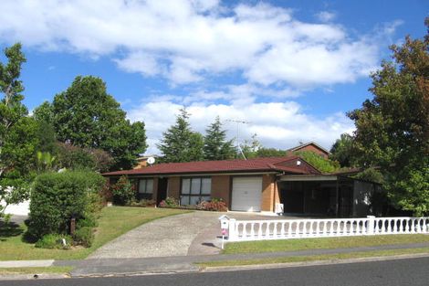 Photo of property in 21 Palliser Lane, Browns Bay, Auckland, 0630