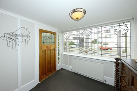 Photo of property in 124 Purchas Street, Edgeware, Christchurch, 8013