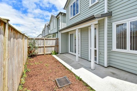 Photo of property in 12 Saddleback Crescent, Papakura, 2110