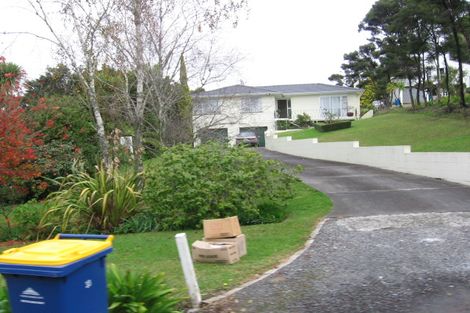 Photo of property in 33 Tauhinu Road, Greenhithe, Auckland, 0632