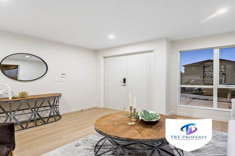 Photo of property in 17 Bushfield Drive, Flat Bush, Auckland, 2019