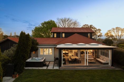 Photo of property in 10 Franklin Terrace, Havelock North, 4130