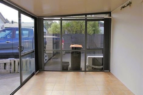 Photo of property in 77 Roberts Line, Kelvin Grove, Palmerston North, 4414