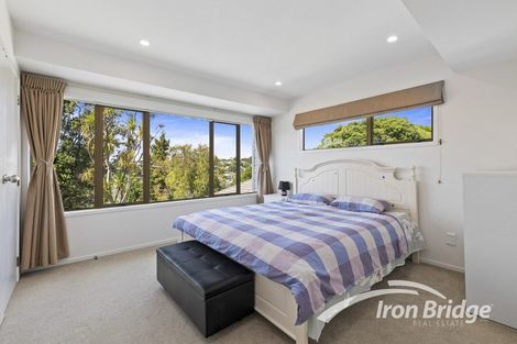 Photo of property in 2/51 Seaton Road, Murrays Bay, Auckland, 0630