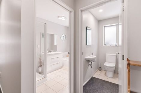 Photo of property in 13c Selwyn Street, Somerfield, Christchurch, 8024