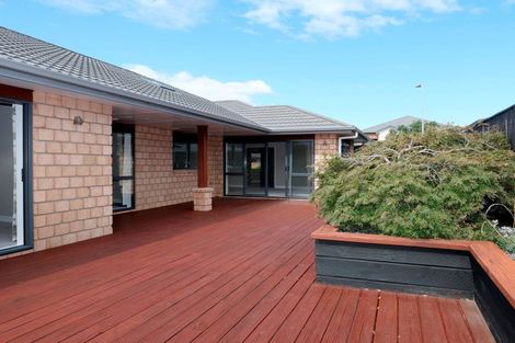 Photo of property in 6 Trusham Court, Paraparaumu, 5032