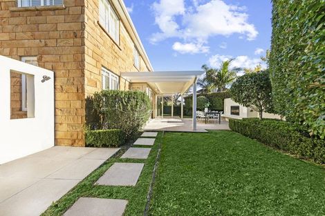 Photo of property in 12 Fairfield Lane, East Tamaki Heights, Auckland, 2016