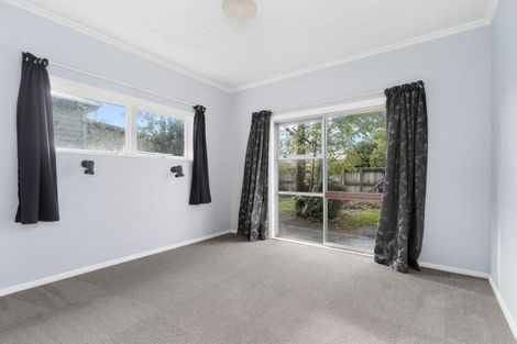 Photo of property in 42 Wyndham Street, Carterton, 5713