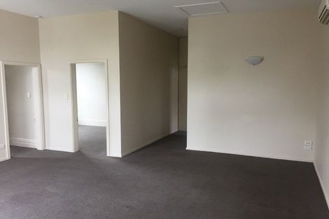 Photo of property in 55 Hills Road, Edgeware, Christchurch, 8013