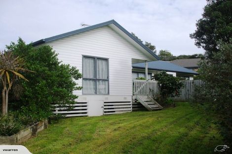 Photo of property in 19 Lowburn Place, Clover Park, Auckland, 2019