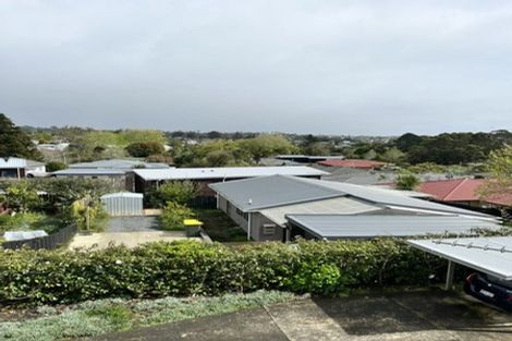 Photo of property in 64a Clayburn Road, Glen Eden, Auckland, 0602