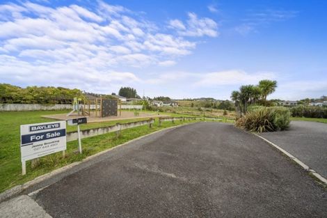 Photo of property in 32a Ainslee Street, Highlands Park, New Plymouth, 4312