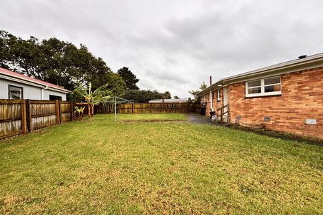 Photo of property in 8 Arnhem Place, Pukekohe, 2120