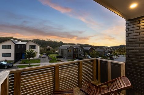 Photo of property in 25 Holystone Road, Whitby, Porirua, 5024