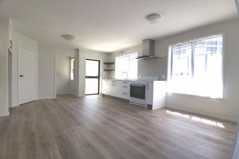 Photo of property in 1/23 Heron Place, Pakuranga Heights, Auckland, 2010