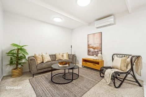 Photo of property in 32 Rosecamp Road, Beach Haven, Auckland, 0626