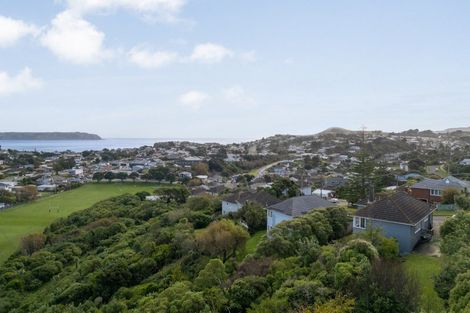 Photo of property in 20 Spur Grove, Titahi Bay, Porirua, 5022