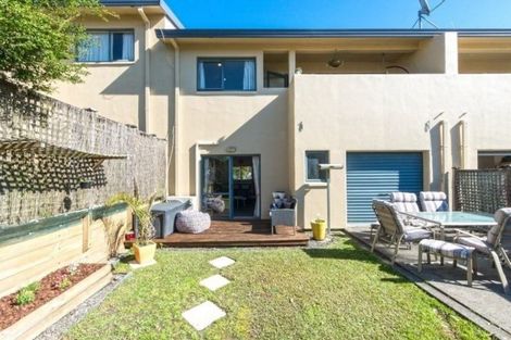 Photo of property in 5 Albizia Avenue, Henderson, Auckland, 0612