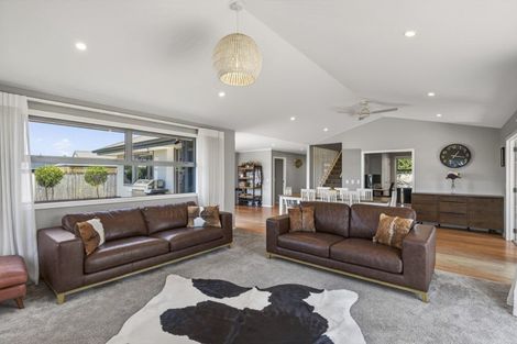 Photo of property in 22 Smith Street, Lepperton, New Plymouth, 4373