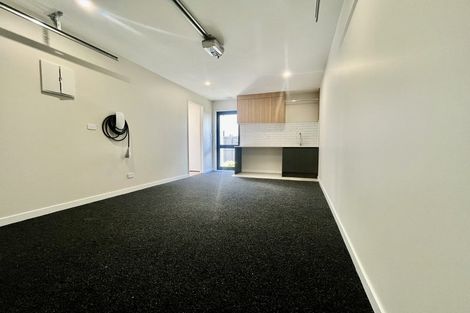 Photo of property in 6 Babos Avenue, Kumeu, 0810