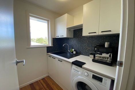 Photo of property in 12 Whittle Place, New Windsor, Auckland, 0600